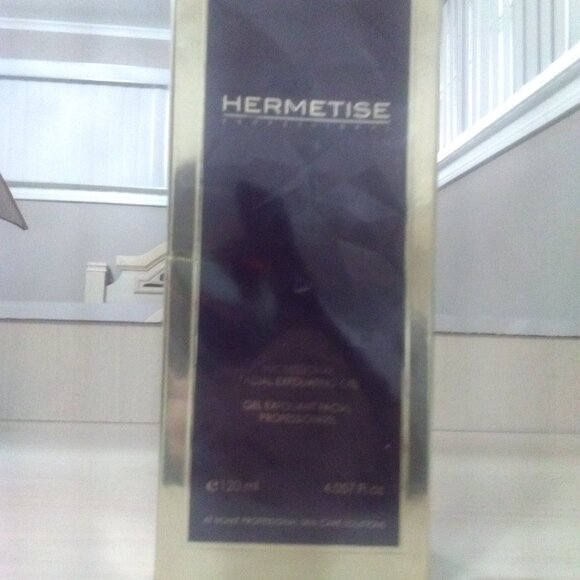 HERMETISE PROFESSIONAL EXFOLIATING GEL - 4.05 fl oz / 120 ml - BRAND NEW- SEALED - Picture 6 of 7